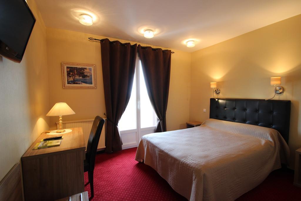 Hotel Le Valaurie Saint-Nazaire  Exteriör bild